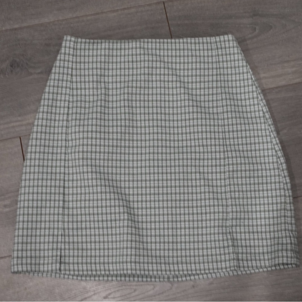 Green Brandy Melville plaid skirt